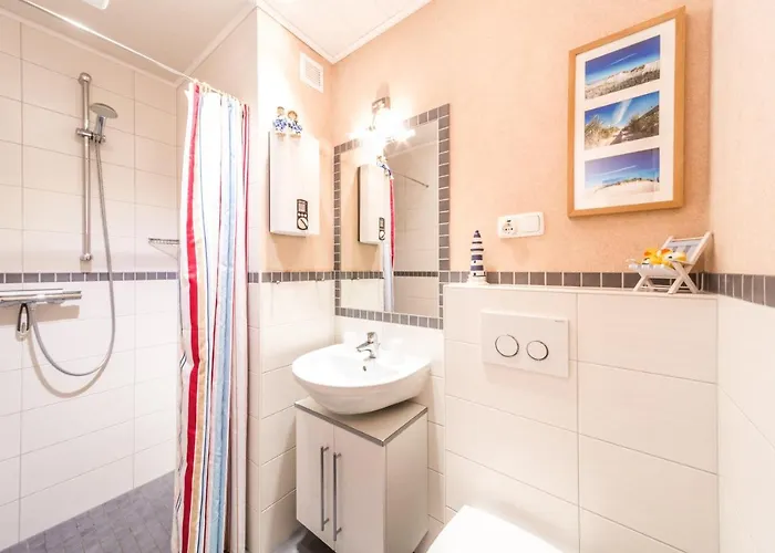 Leuchtturm アパート ザンクト・ペーター・オルディング